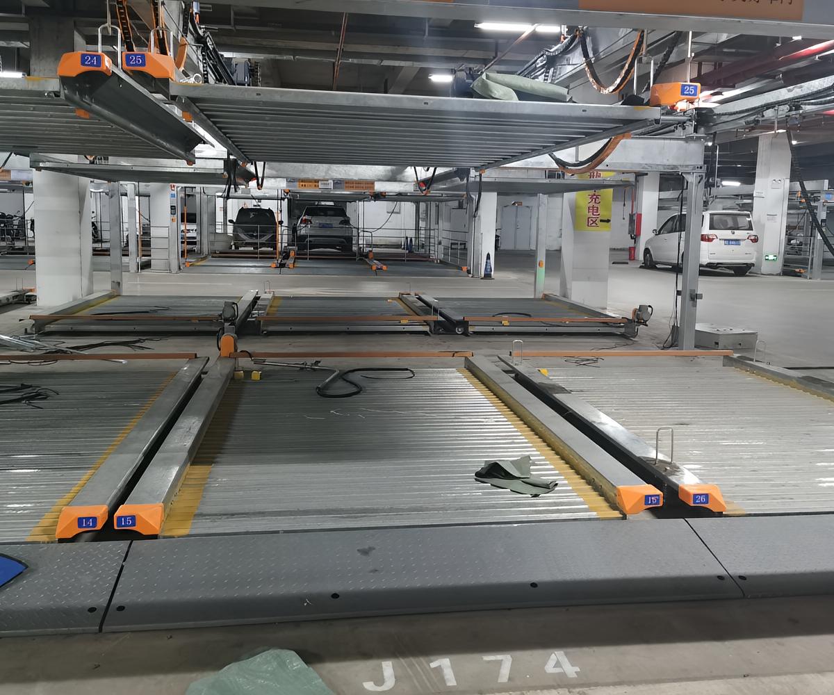 停車設(shè)備租賃無避讓停車立體車庫租賃過驗收