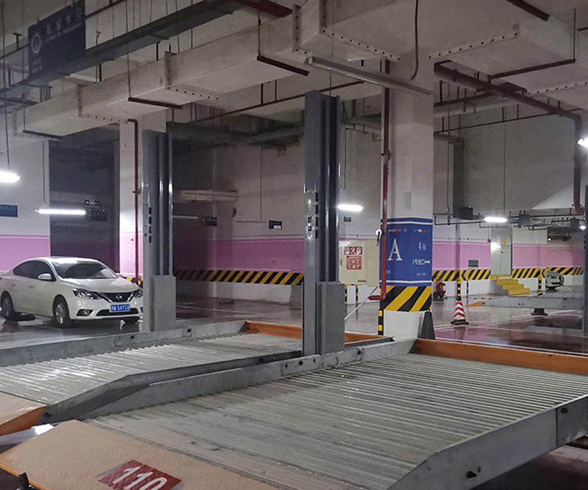三層升降橫移式立體停車設備改造.jpg