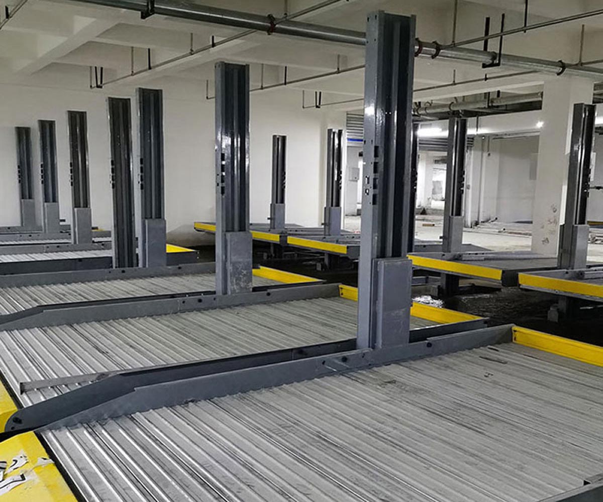 三層升降平移機械停車場過驗收.jpg