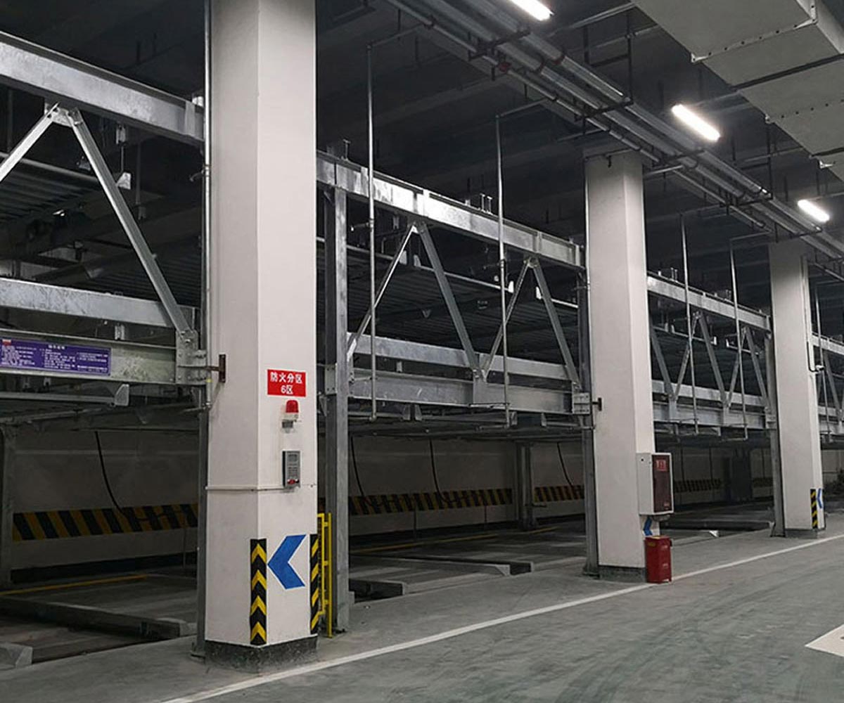 三層升降平移機械停車位維保.jpg