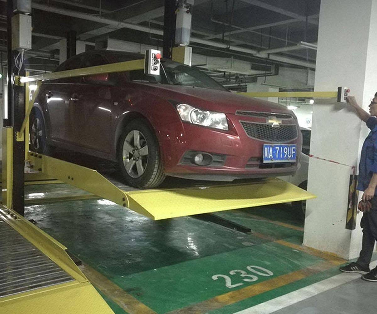 三層升降橫移機械式停車設備長租.jpg
